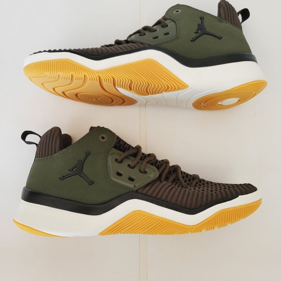 AO2649-301 Nike Jordan DNA LX Flyknit Men's 11.5 - Picture 3 of 6